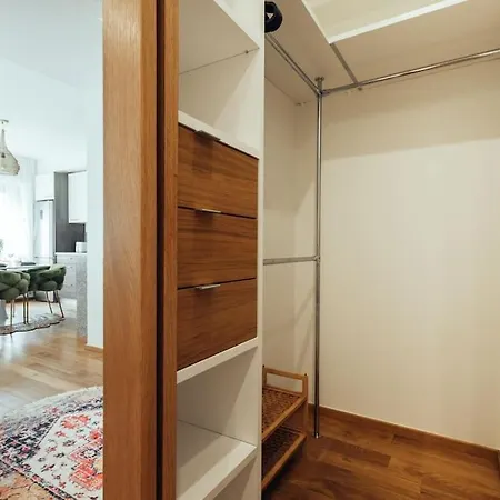 Westcoast Beachside Design Apartment *